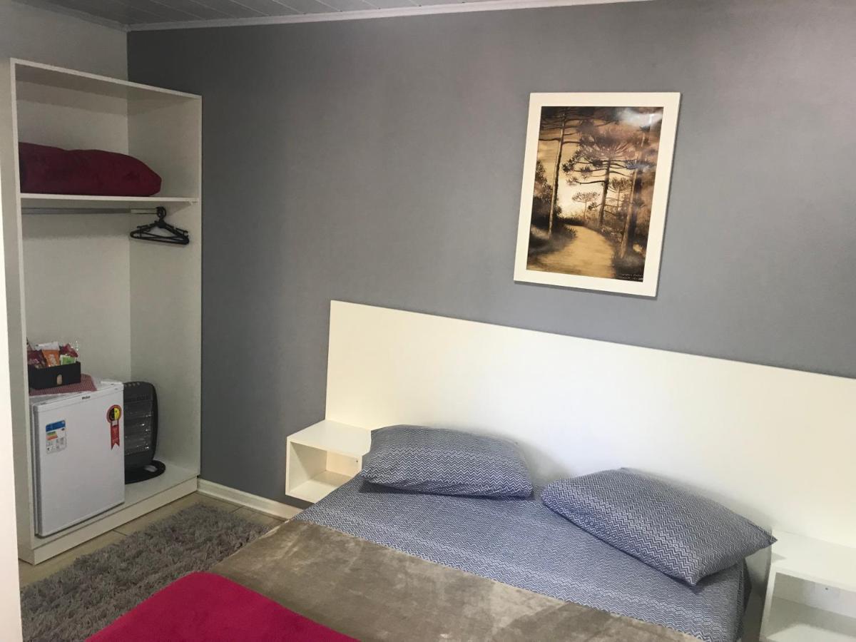 Suite Em Gramado, Proxima A Avenida Das Hortencias Esterno foto